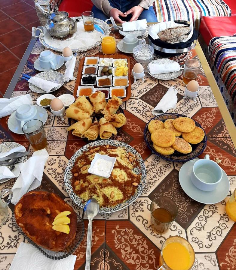 Hotel Lahlou Riad Cafeteria Oujda Exterior photo